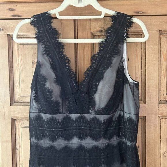 JS Collections Petite 10 Petite Black Lace Maxi Formal Dress - Flawed - Picture 3 of 16